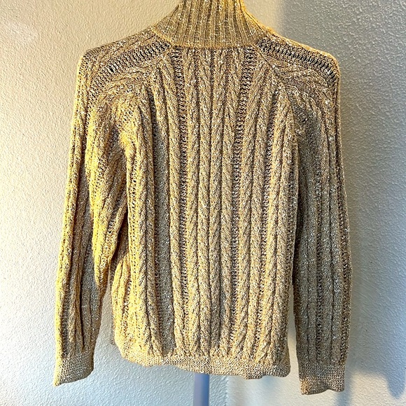 St John Knits Cardigan - Picture 2 of 6